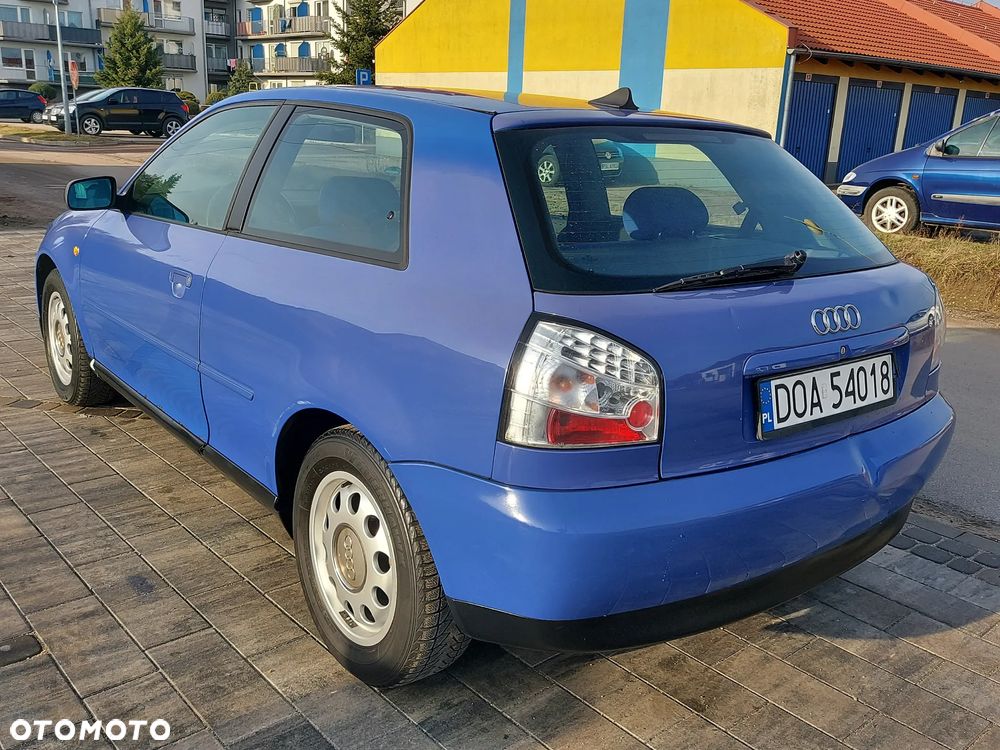 Audi A3 3-drzwiowe 1.6 Ambiente - 13