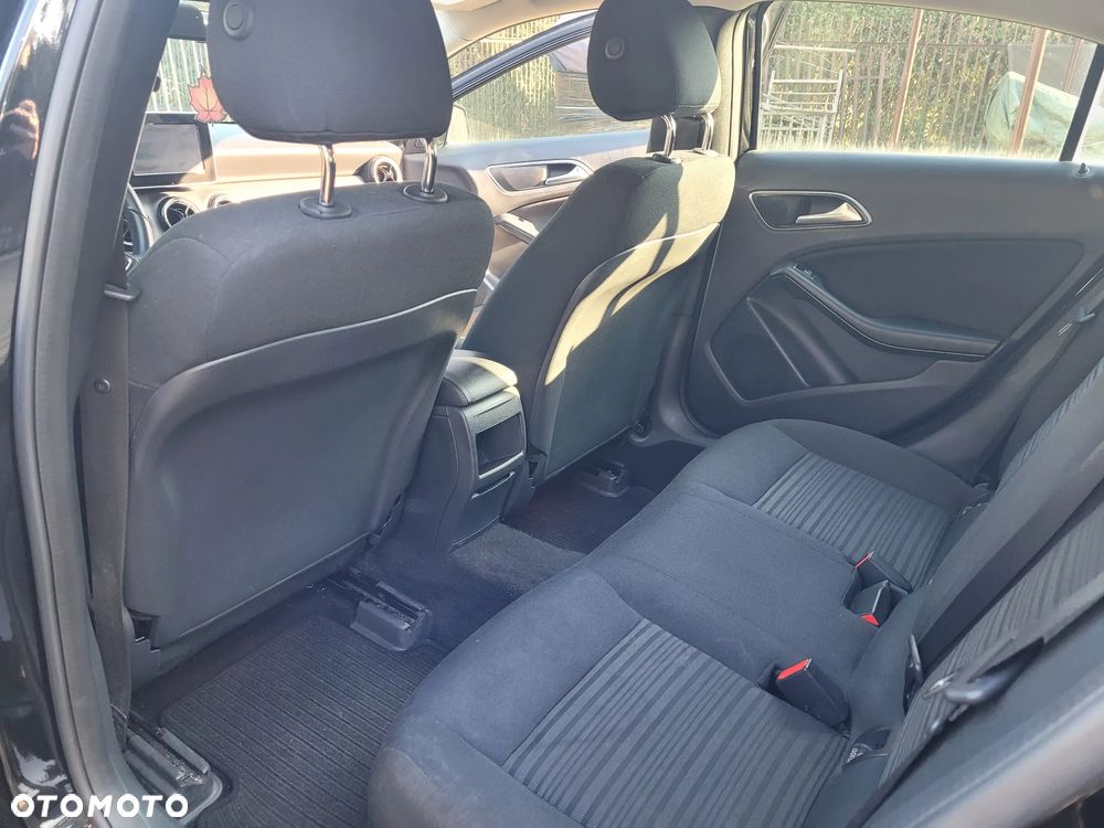 Mercedes-Benz Klasa A 160 d Urban - 8