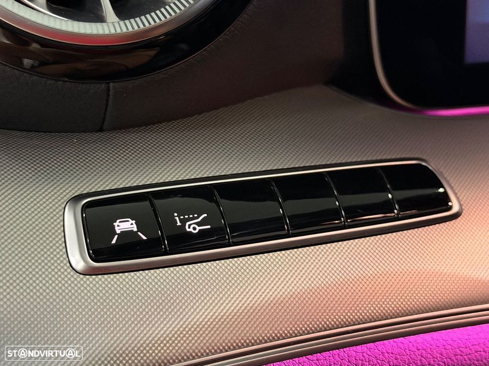 Mercedes-Benz E 220 d AMG Line - 17