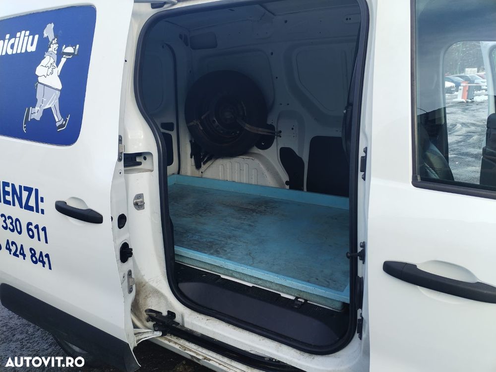 Renault Express - 12