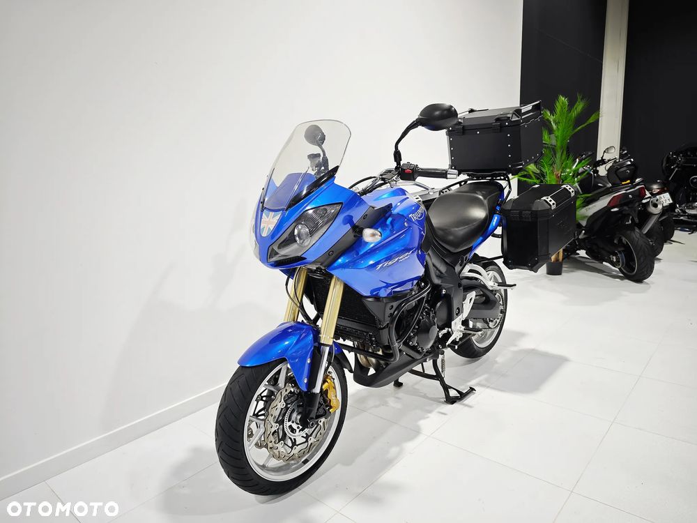 Triumph Tiger - 12