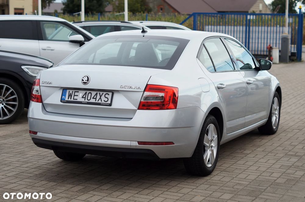 Skoda Octavia 1.6 TDI Ambition - 4
