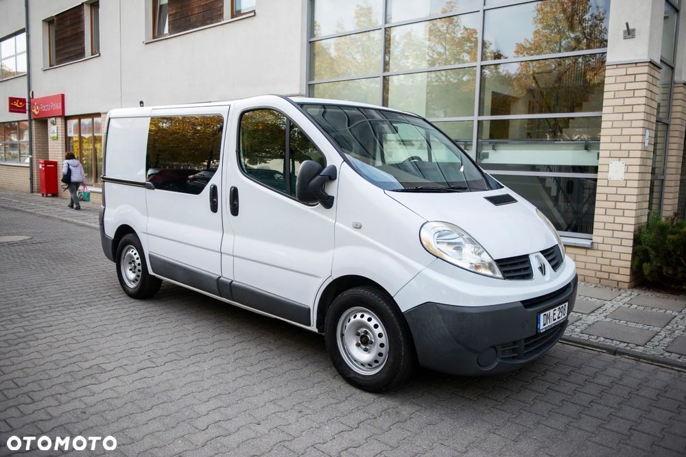 Renault Trafic 2.0 dCi 115 - 12