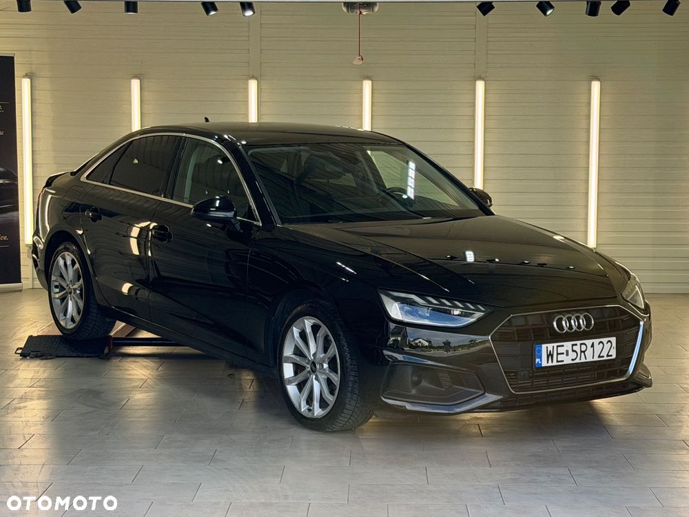 Audi A4 Limousine - 4