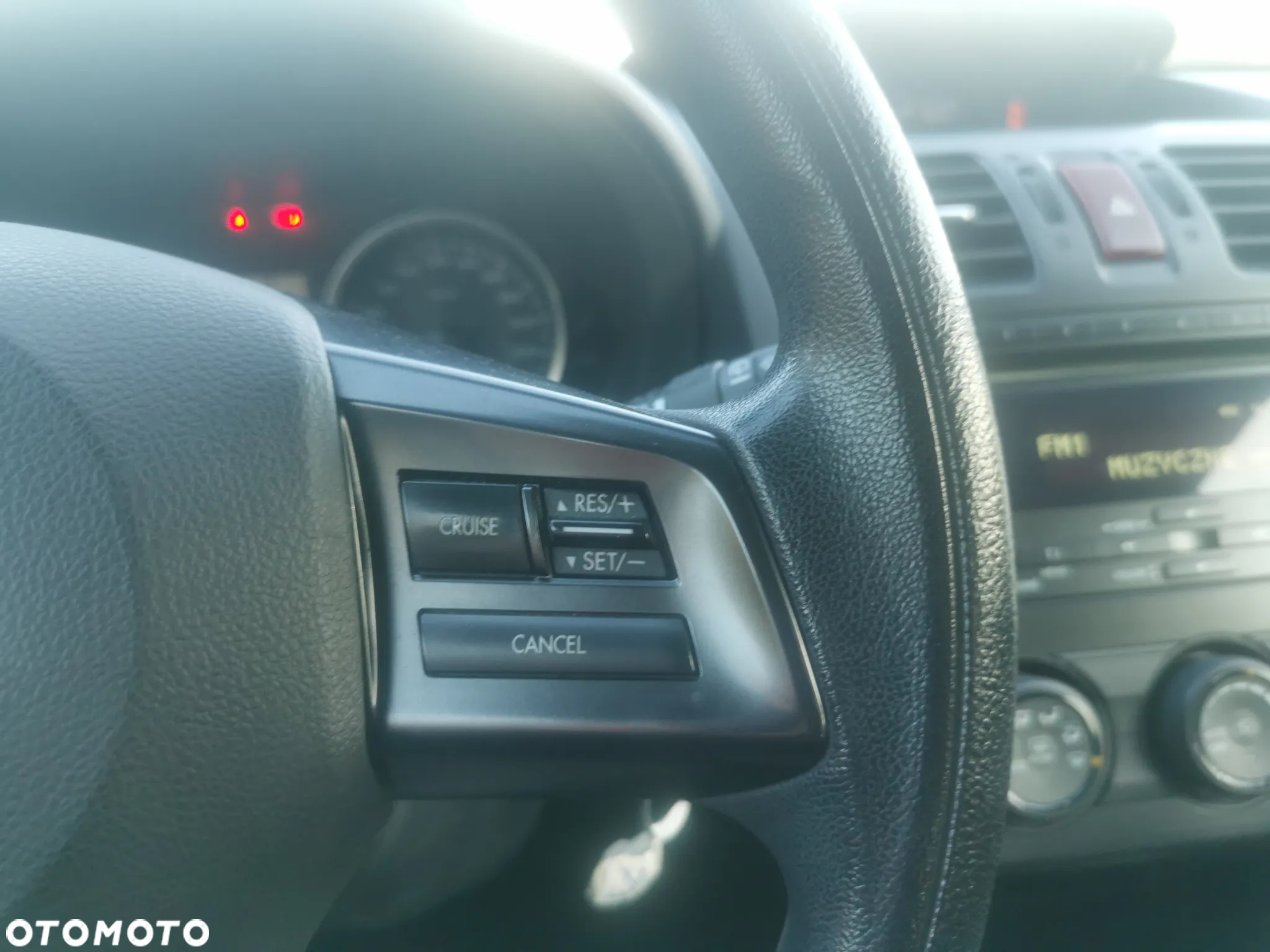 Subaru XV 2.0 i Exclusive Lineartronic - 15