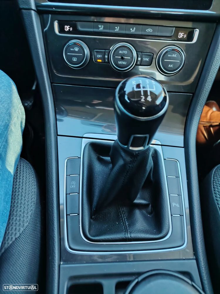 VW Golf 1.6 TDI R-Line - 4