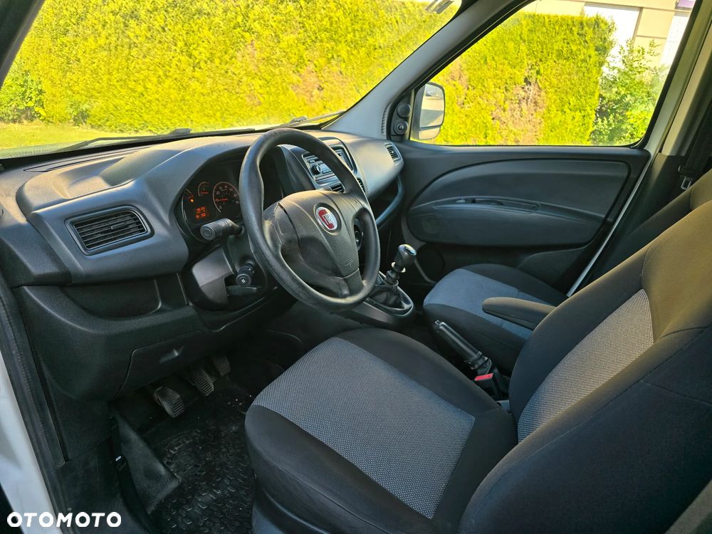 Fiat DOBLO - 16