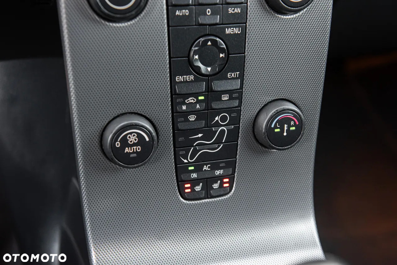 Volvo V50 - 22