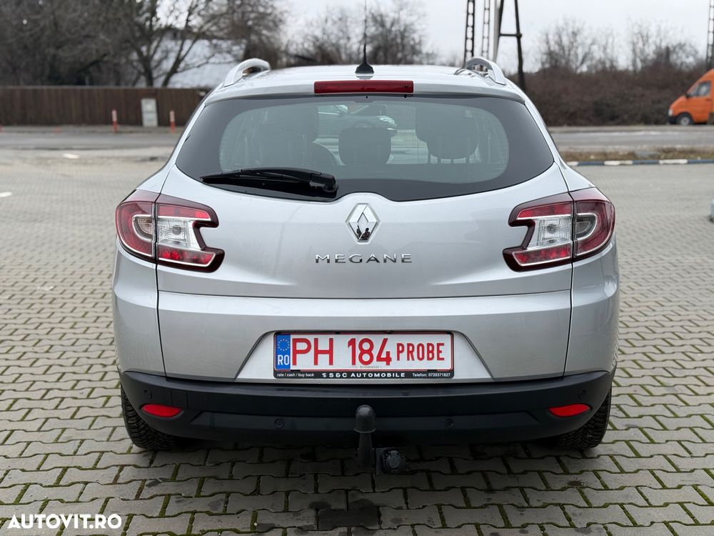Renault Megane ENERGY dCi 110 Start & Stop Bose Edition - 6