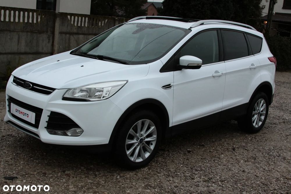 Ford Kuga 2.0 TDCi 2x4 Titanium - 6