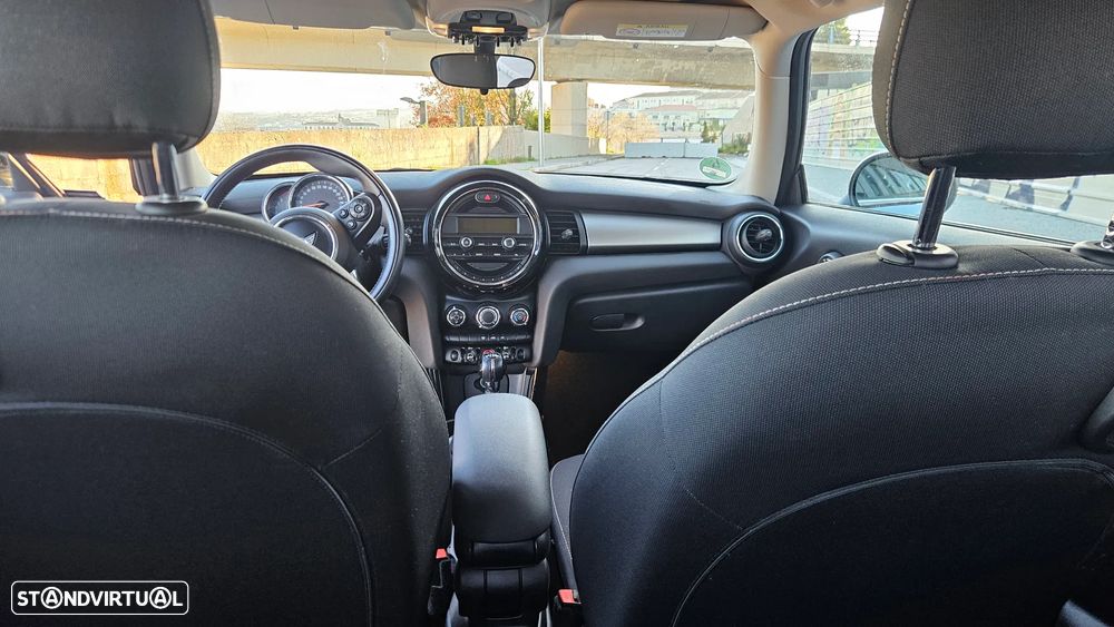 MINI 3 Portas One - 10