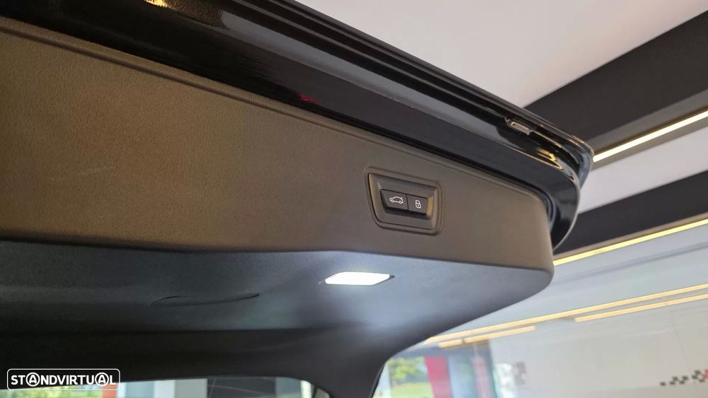 BMW 530 e Pack Desportivo M Pro - 23