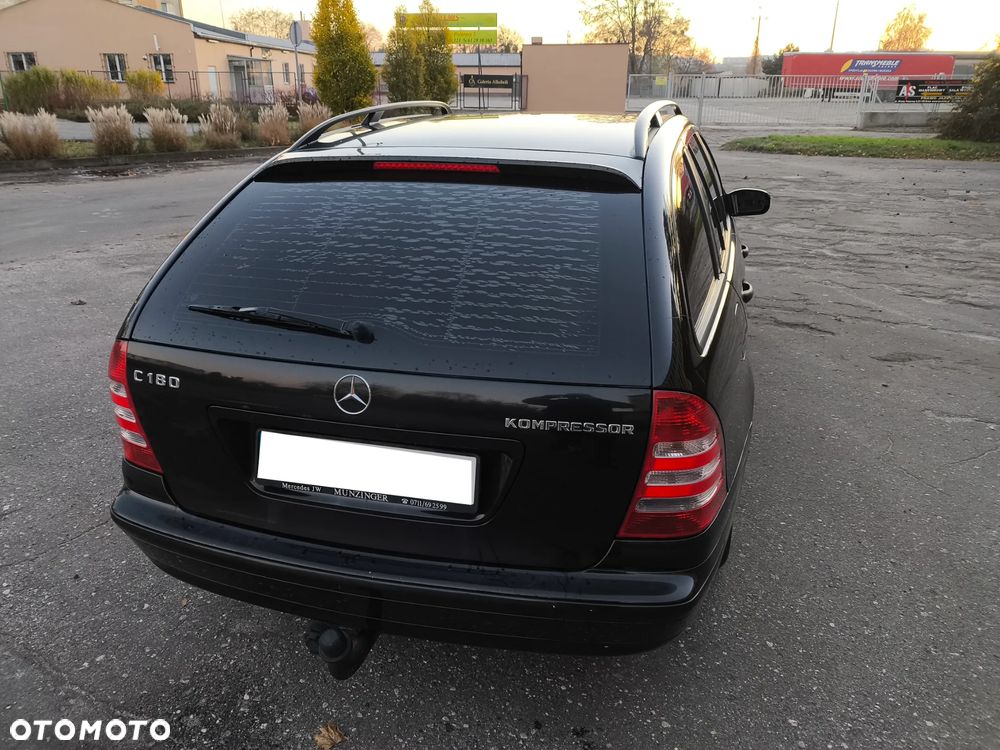 Mercedes-Benz Klasa C 180 T Kompressor Classic - 6