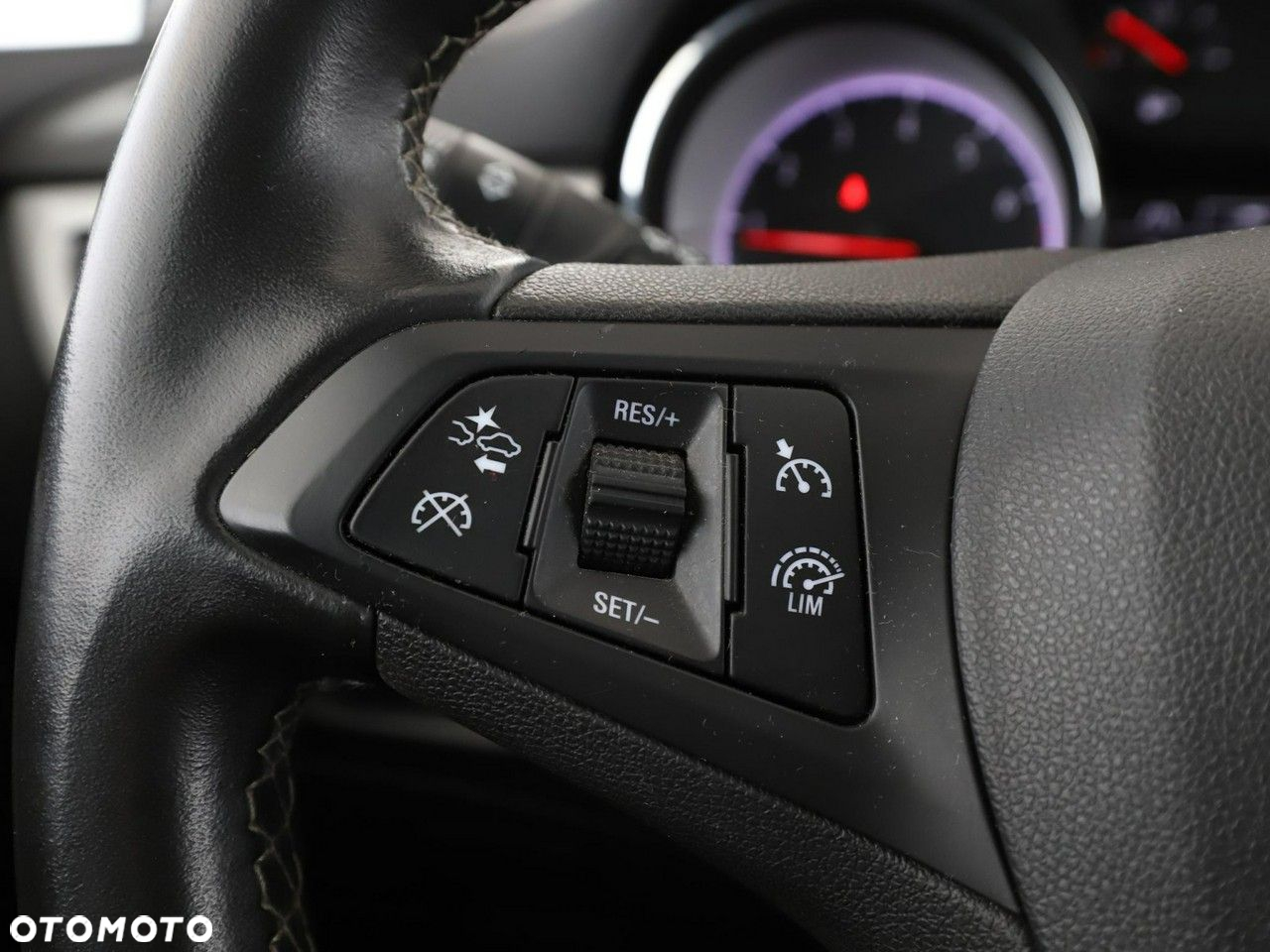 Opel Astra 1.2 Turbo Start/Stop 2020 - 33