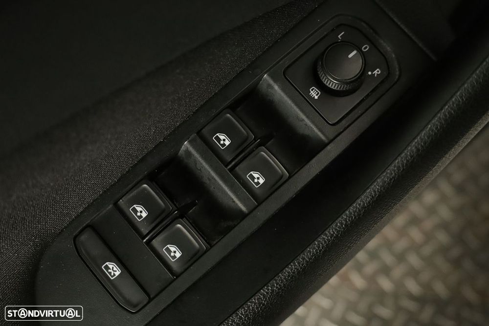 Skoda Kamiq 1.0 TSI Ambition - 19