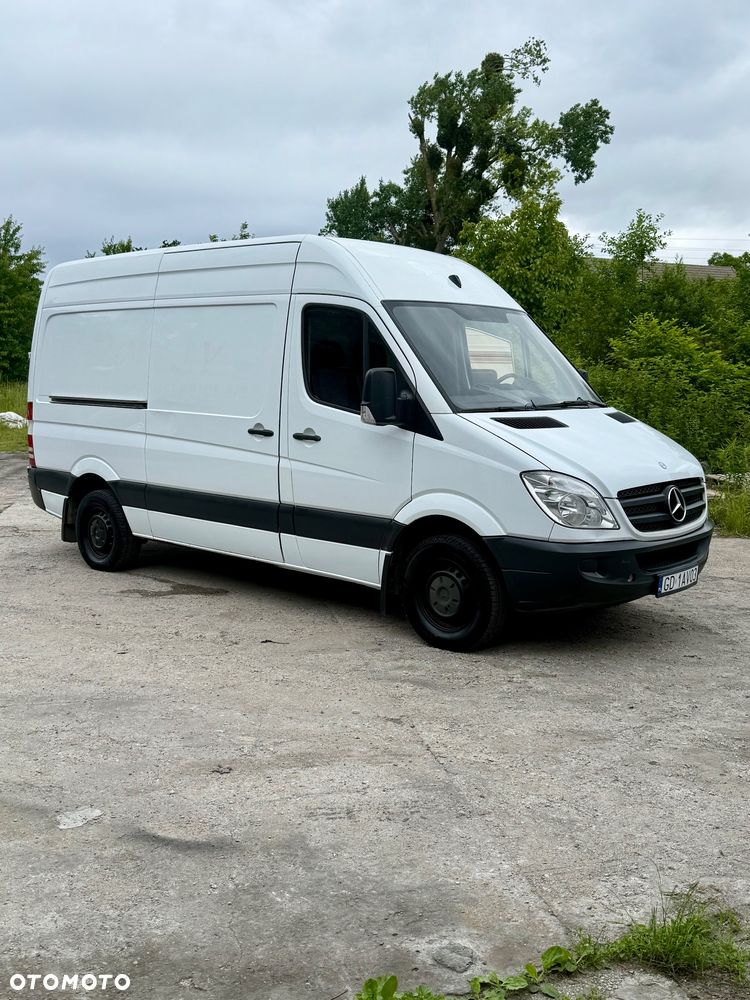 Mercedes-Benz Sprinter - 3