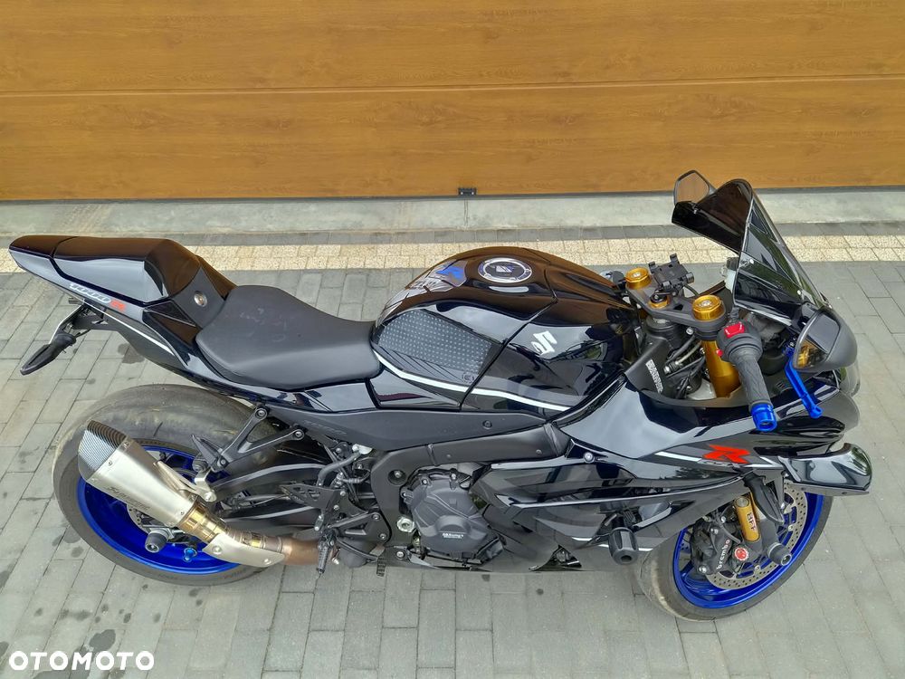 Suzuki GSX-R - 6