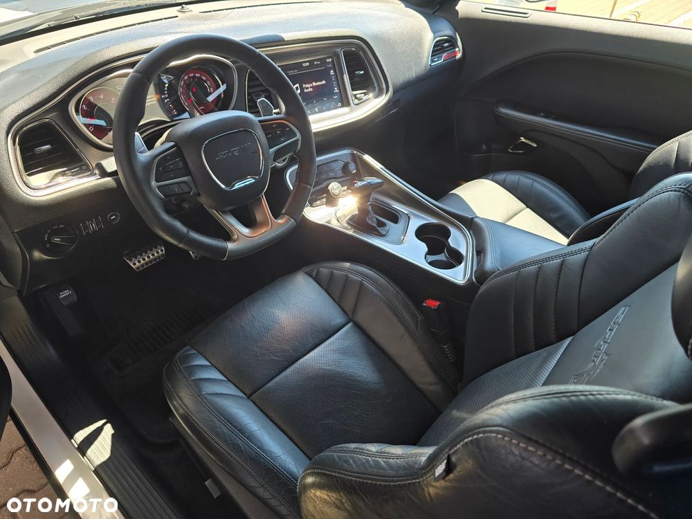 Dodge Challenger Automatik SRT Hellcat - 13