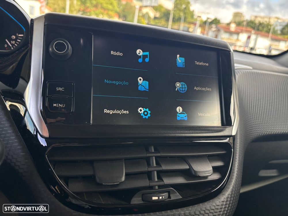 Peugeot 2008 PureTech 82 Allure - 15