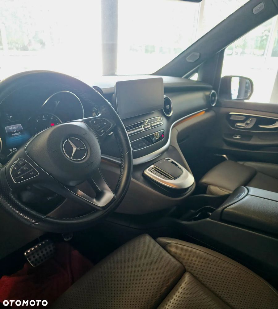 Mercedes-Benz Klasa V 300 d Exclusive 9G-Tronic (d³ugi) - 8