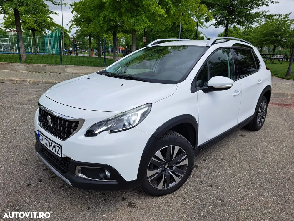 Peugeot 2008 PureTech 130 Allure Pack - 1