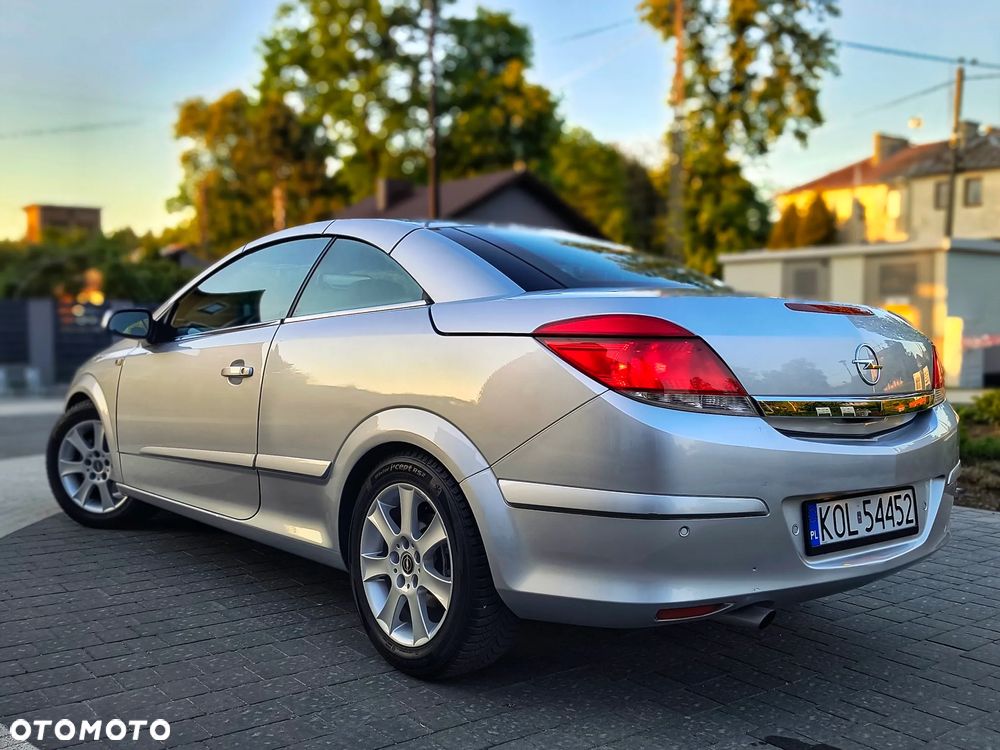 Opel Astra - 11