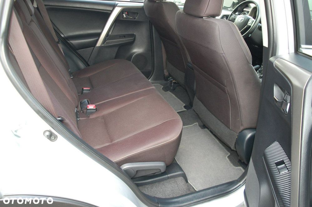 Toyota RAV4 - 26