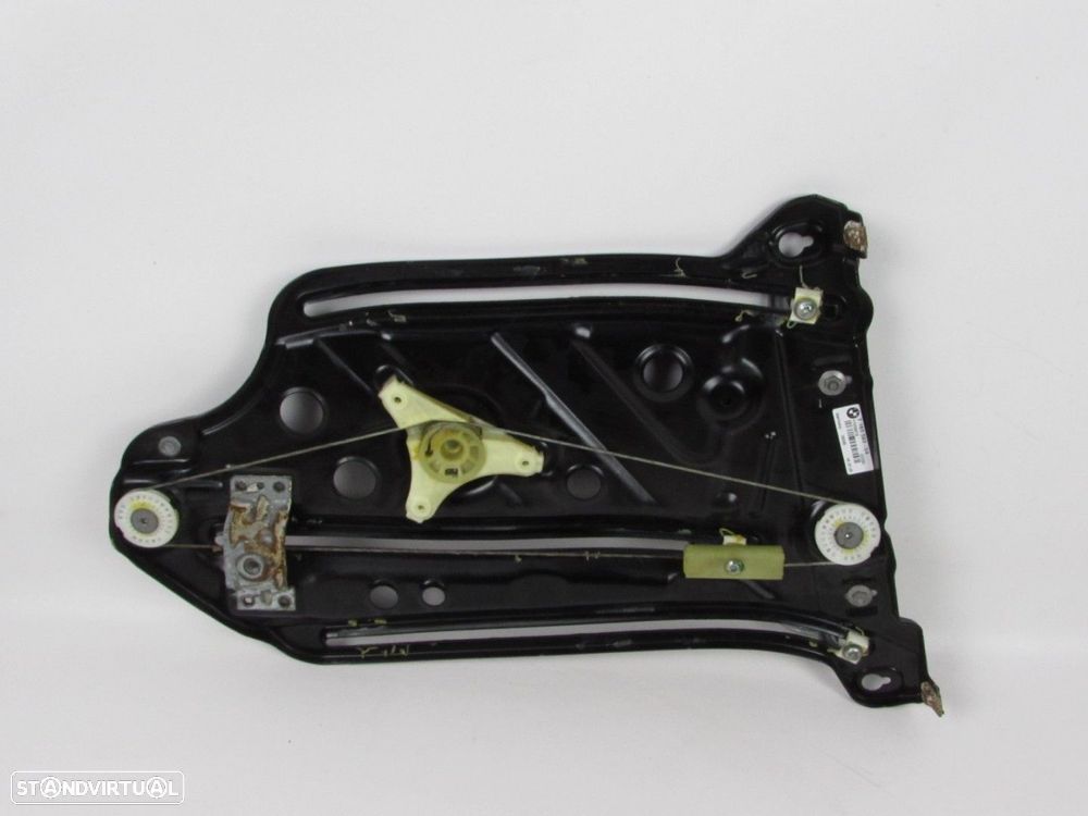 Elevador Esquerdo/Trás SEMI-NOVO/ ORIGINAL BMW 1 Convertible (E88) 51377165599 - 2