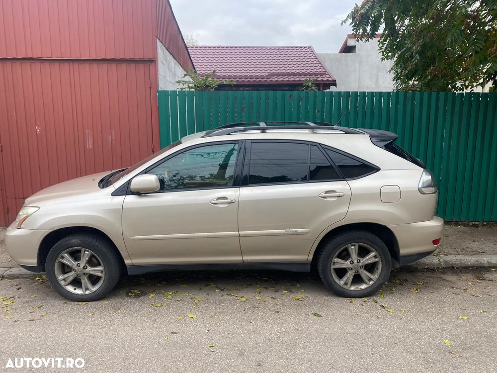 Lexus Seria RX - 1