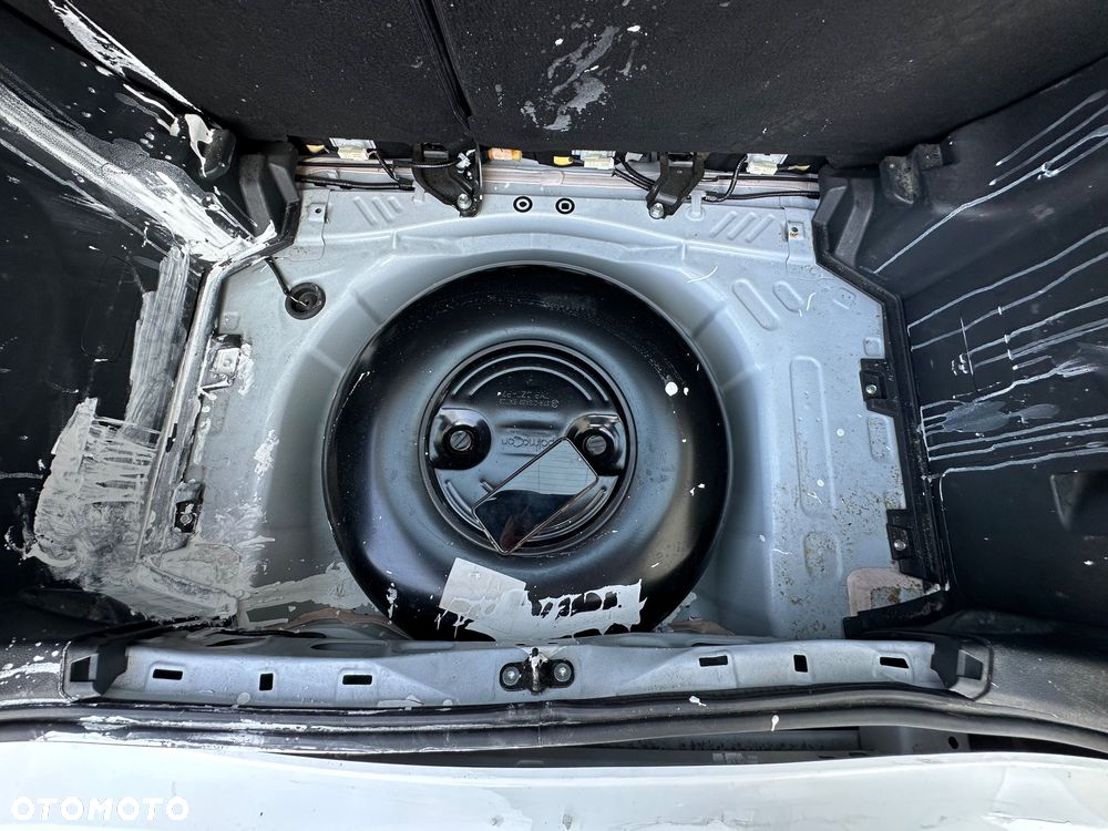 Toyota Yaris 1.0 Active - 33