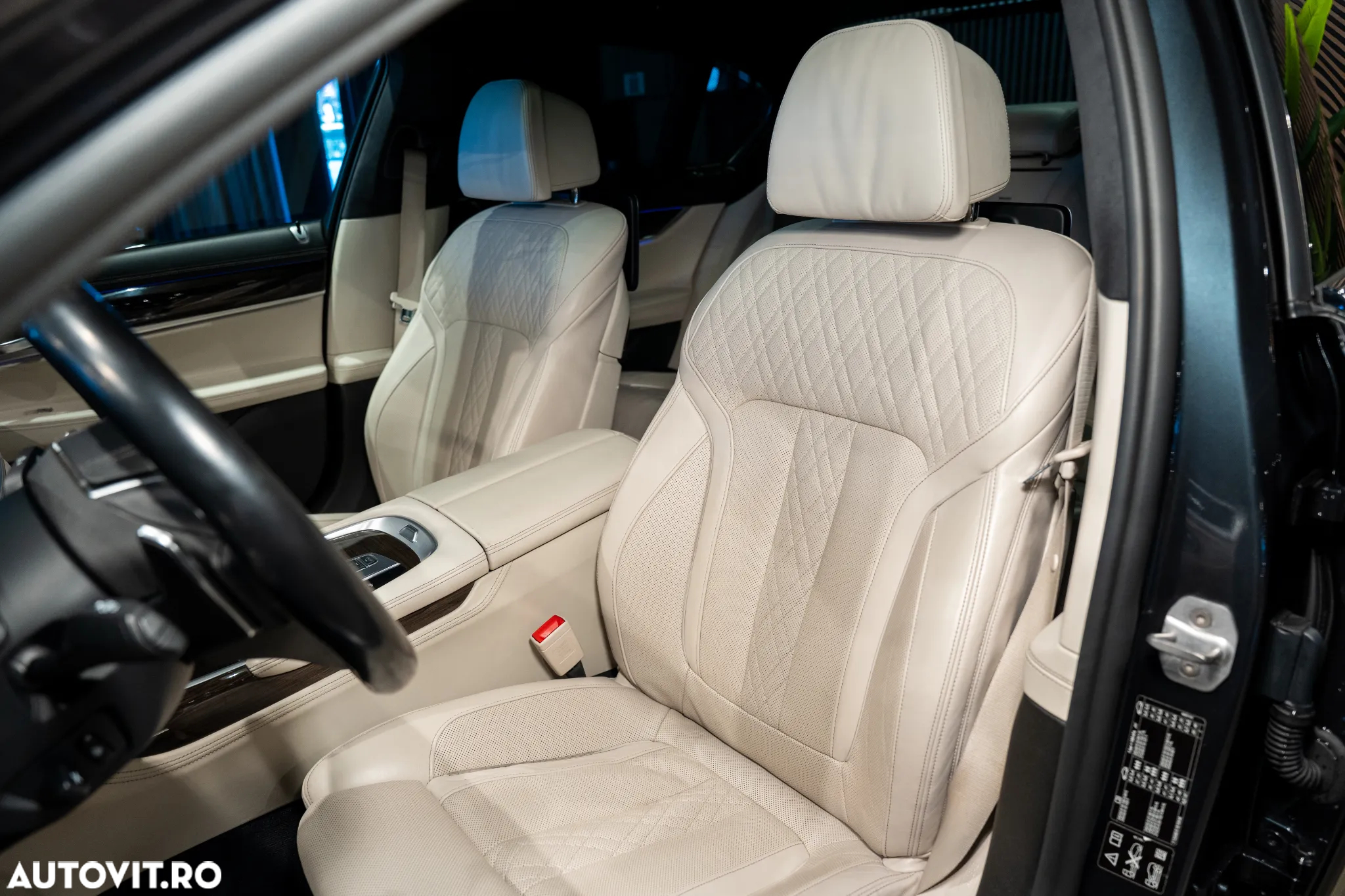 BMW Seria 7 750d xDrive - 16