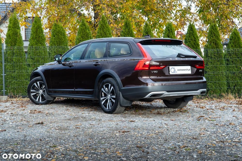 Volvo V90 Cross Country - 7