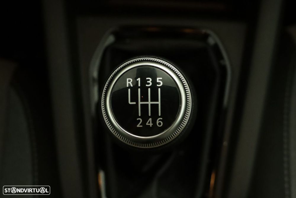 Renault Clio 1.0 TCe Evolution Bi-Fuel - 13