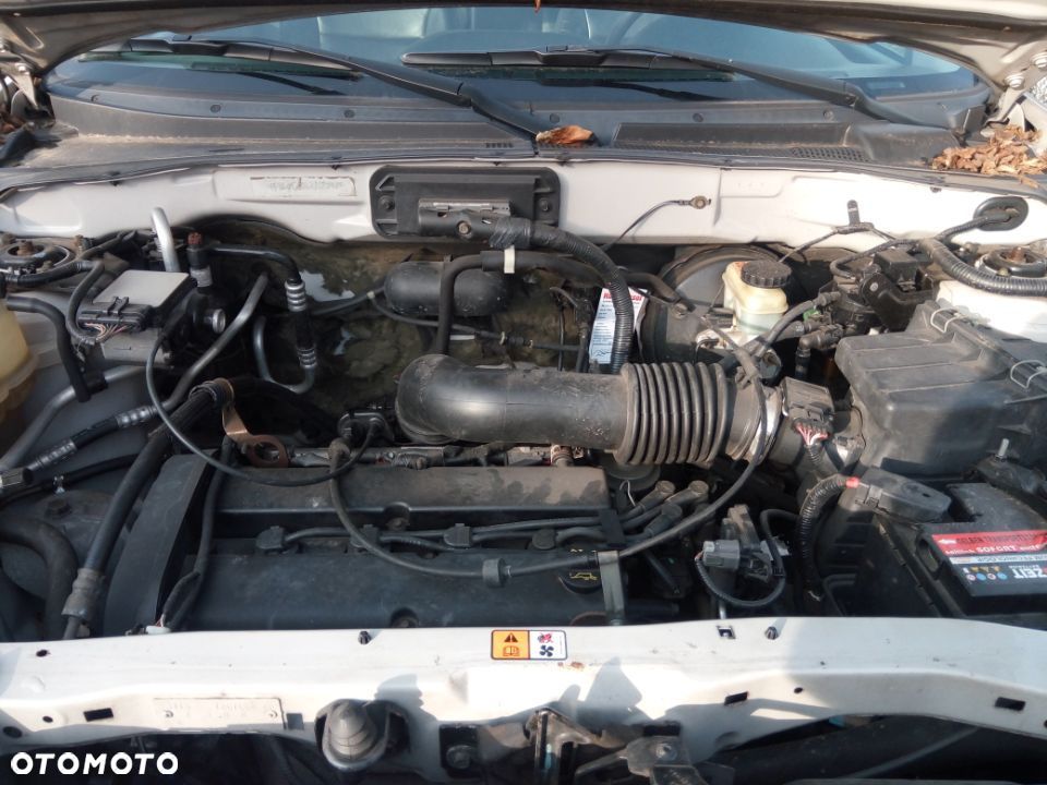 FORD MAVERICK 2,0  124KM ZBIORNIK WYROWNAWCZY MAZDA TRIBUTE - 14