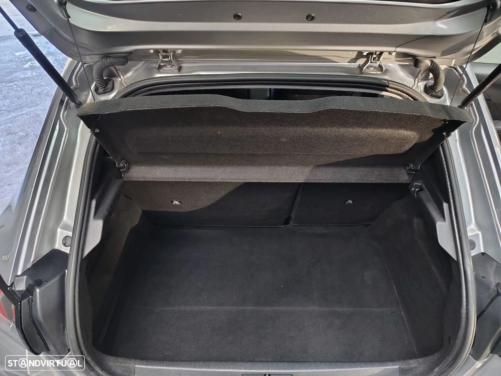 Peugeot e-208 50 kWh Allure Pack - 14