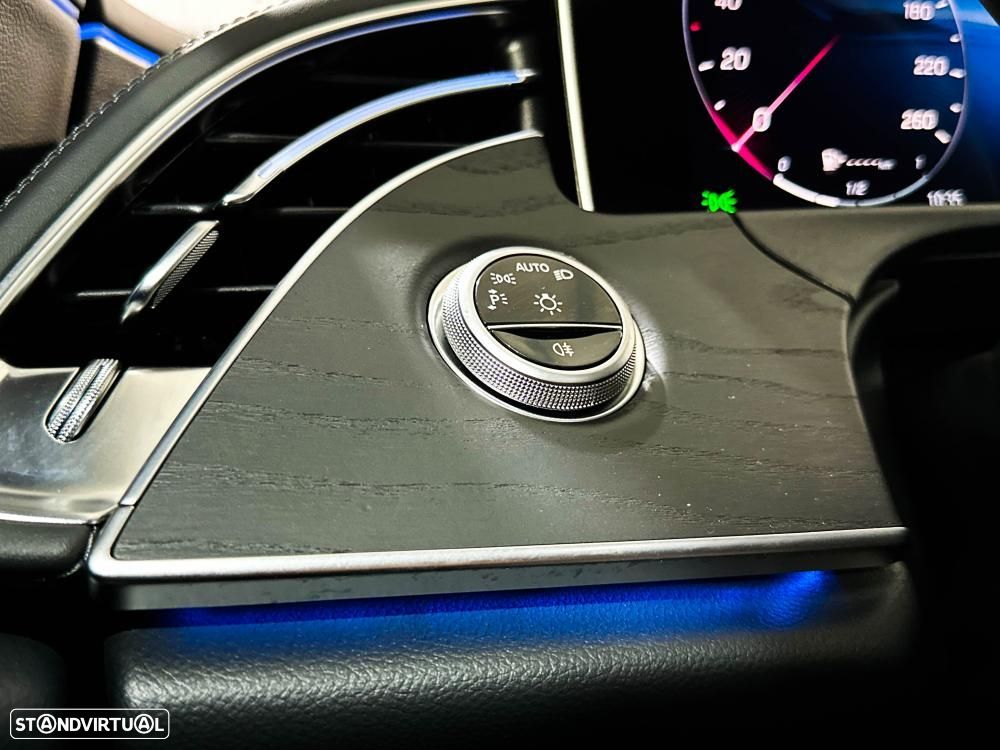 Mercedes-Benz E 300 e Station 9G-TRONIC AMG Line - 52