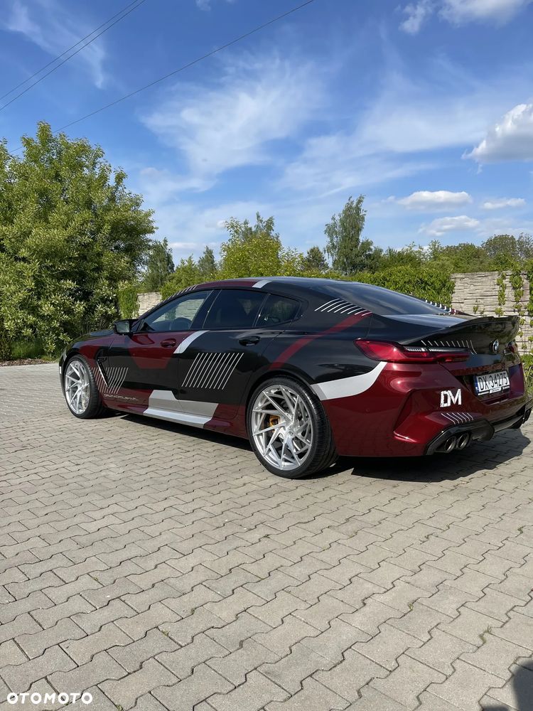 BMW M8 Competition - 4