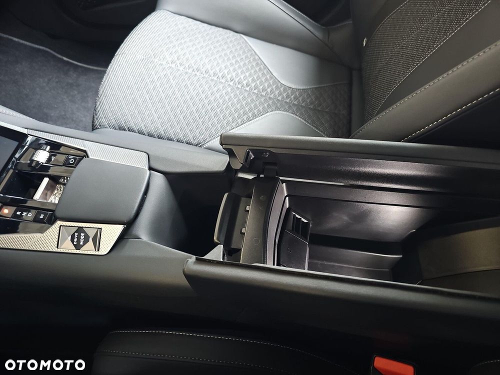 DS Automobiles DS 4 Crossback - 29