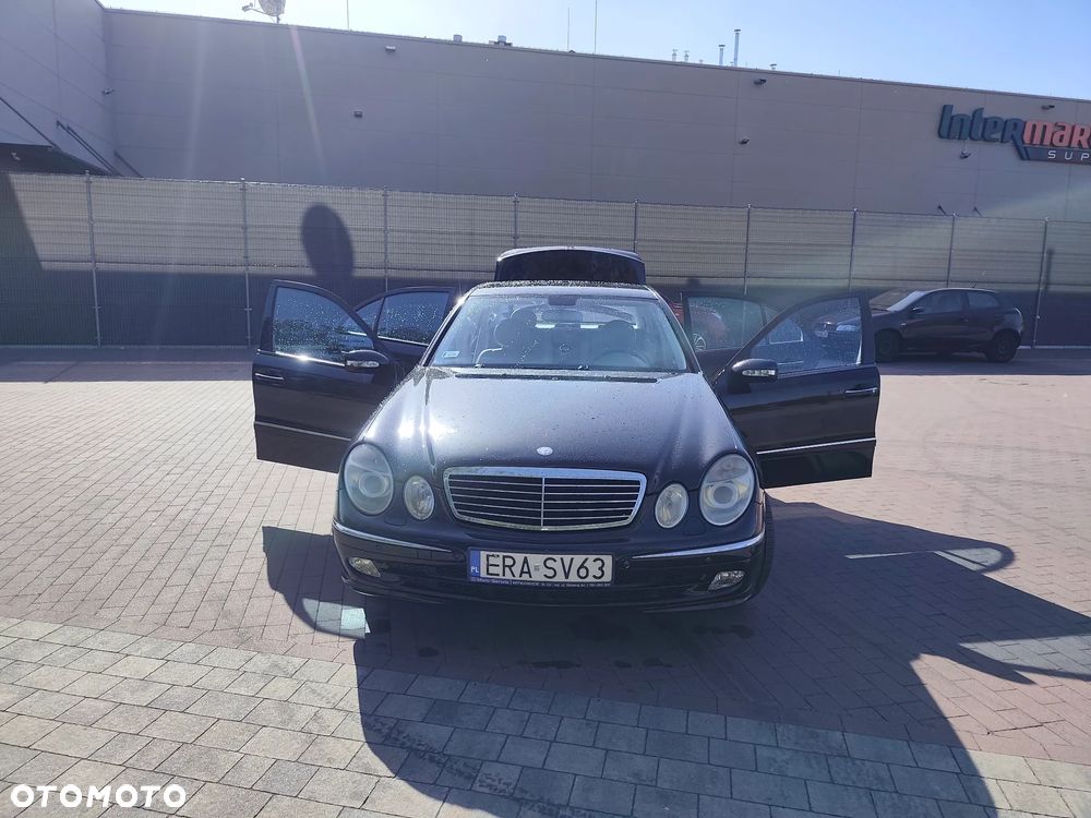 Mercedes-Benz Klasa E 320 T Avantgarde - 6