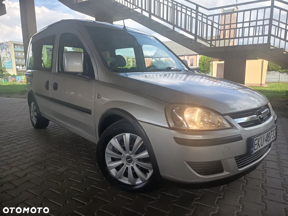 Opel Combo Tour - 8