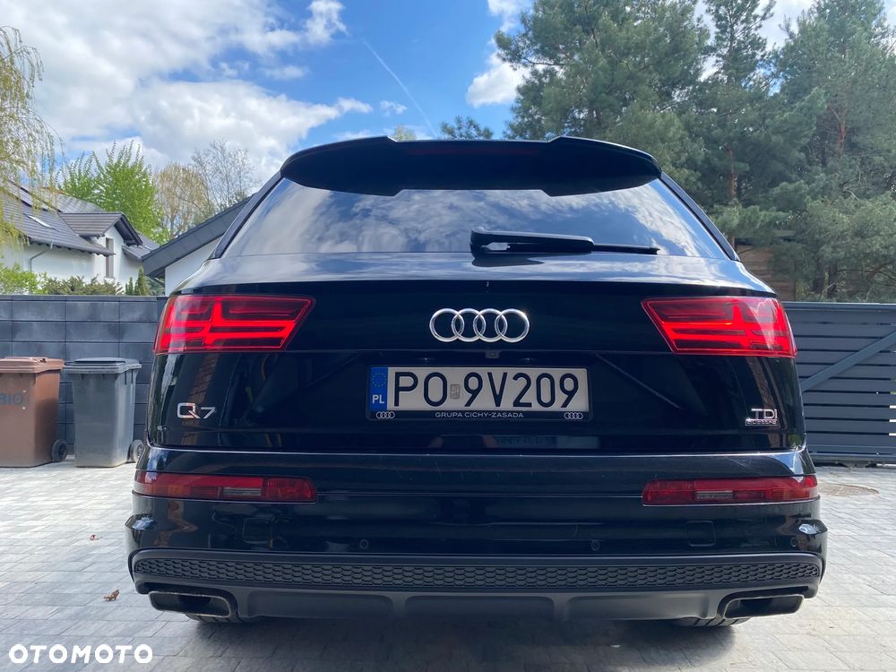Audi Q7 - 4