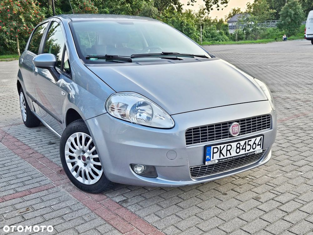 Fiat Grande Punto 1.4 8V - 17