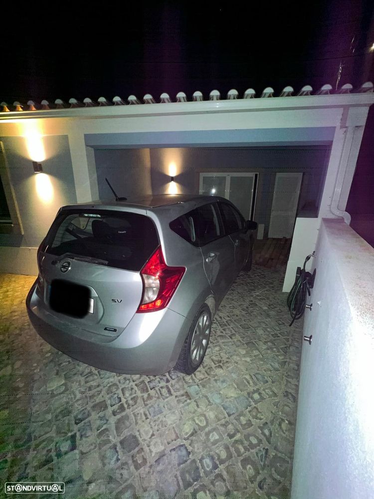 Nissan Versa - 2