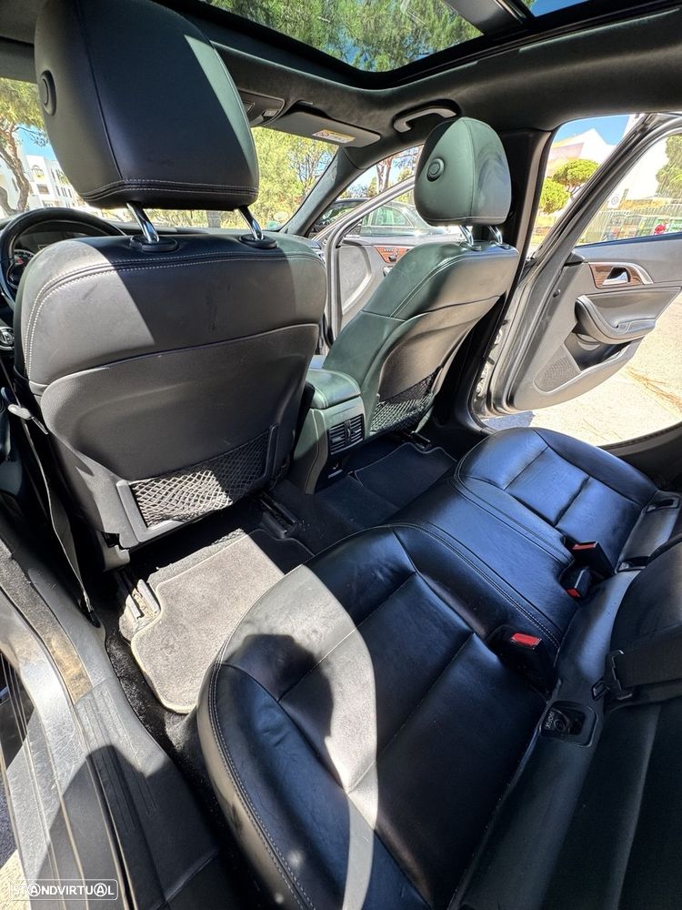 Infiniti Q30 2.2d DCT AWD Premium Tech - 4