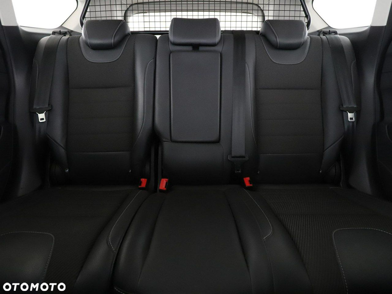 Ford Kuga 2.0 TDCi 2x4 Titanium - 18
