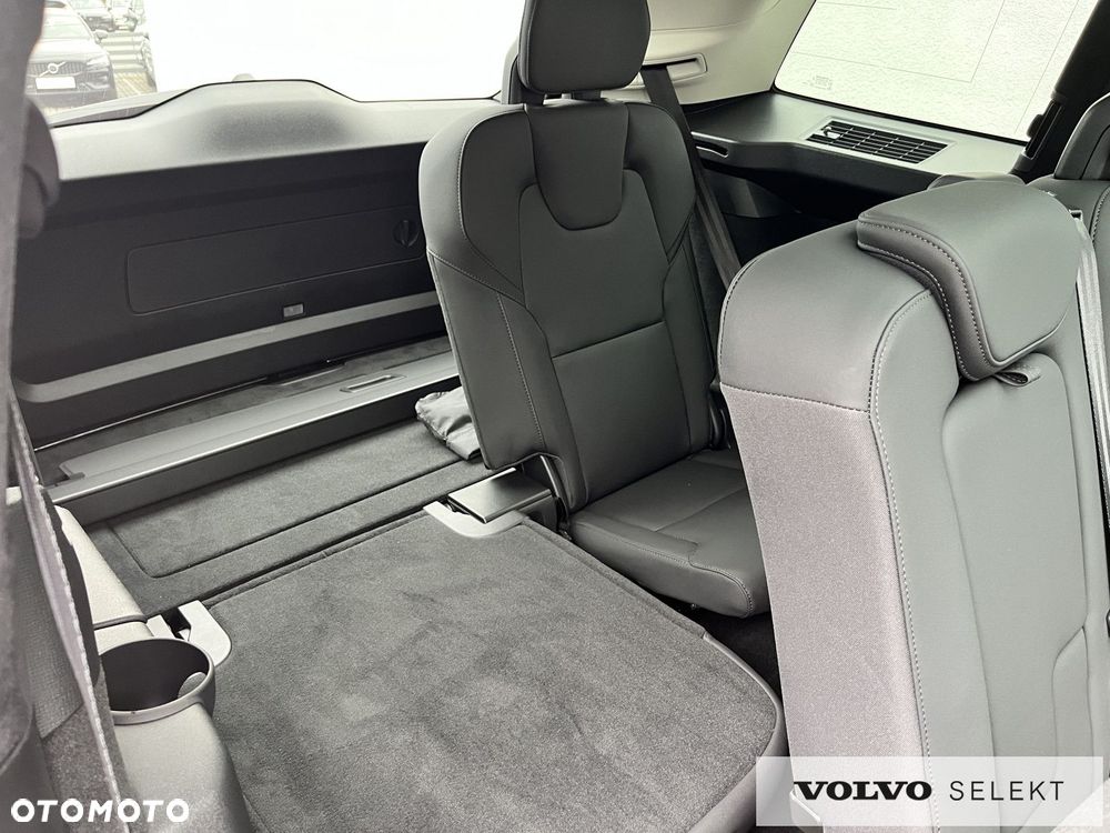 Volvo XC 90 - 38