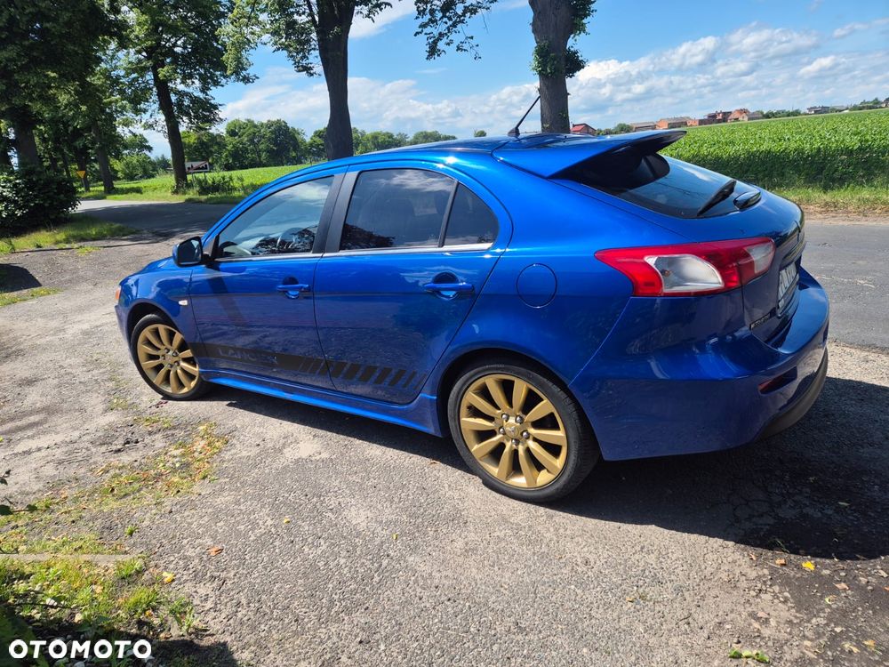 Mitsubishi Lancer 1.8 Intense - 3