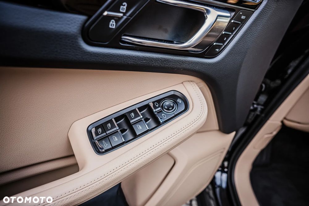 Porsche Macan Standard - 20