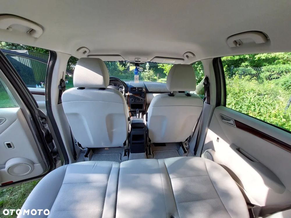 Mercedes-Benz Klasa A 150 Autotronic Elegance - 11