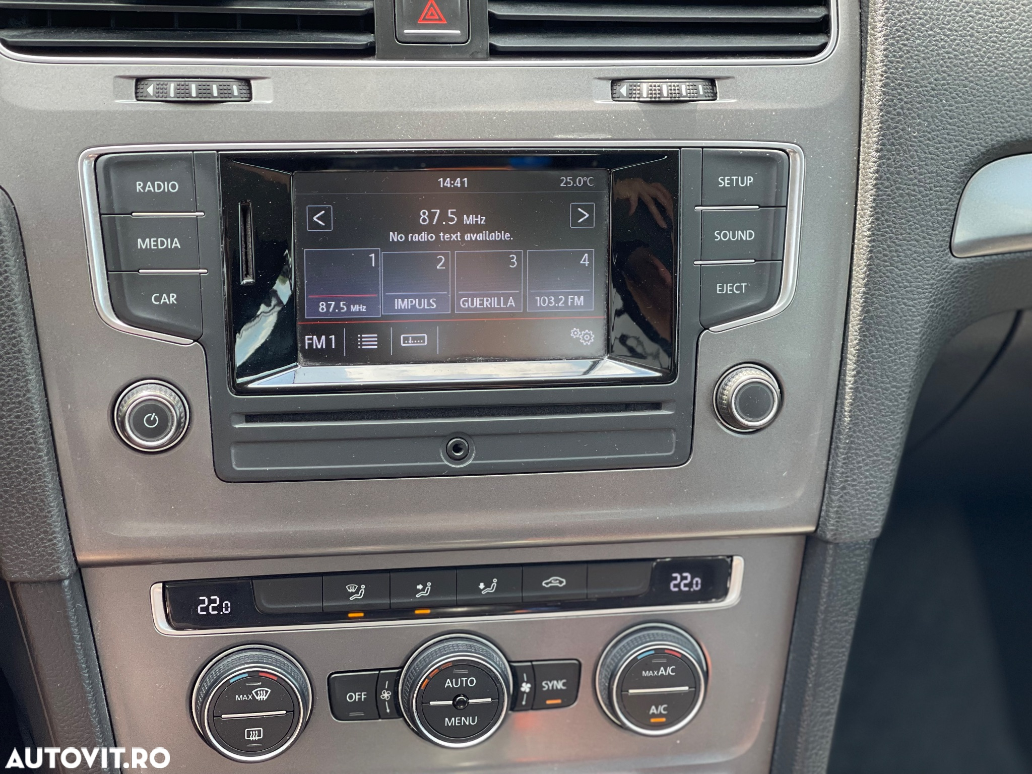 Volkswagen Golf - 9
